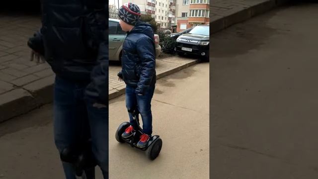 Как кататься на гироскутере. смотреть онлайн