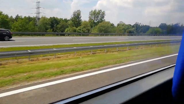 В Европу автобусом / прелести таможни / вид из автобуса КРАКОВ, ВРОЦЛАВ, Wroclaw смотреть онлайн