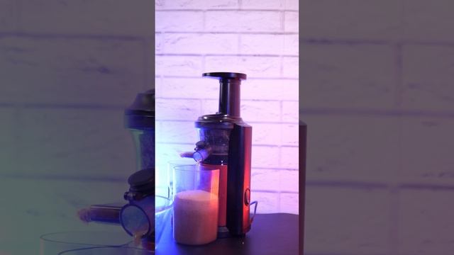 Яблочный сок в соковыжималке Panasonic смотреть онлайн