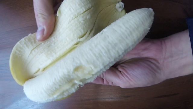Как быстро почистить банан. ШОК. Восторг. смотреть онлайн