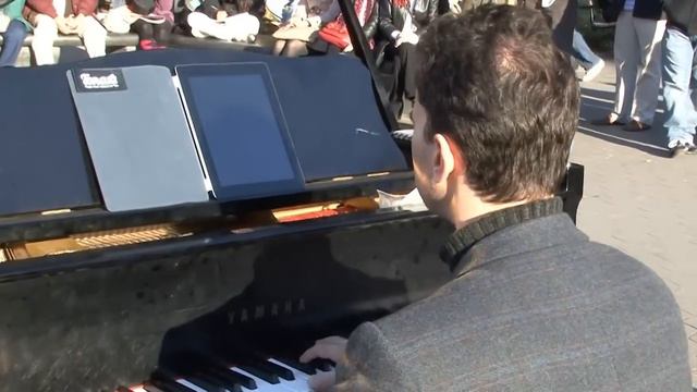 Brahms' Violin Sonata no. 3 played with Tonara смотреть онлайн