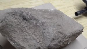 Как разбить  большой камень ( валун) .