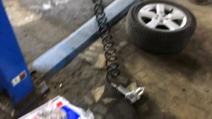 Замена ступичного подшипника Митсубиси Аутлендер.