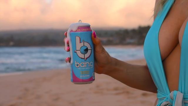WITH HANNAH PALMER IN HAWAII ll 4K RAW VIDEO смотреть онлайн
