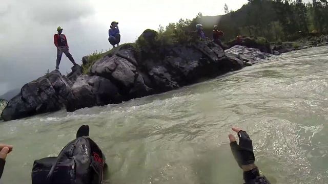 Катунь Алтай Мир Школа безопасности на бурной воде смотреть онлайн