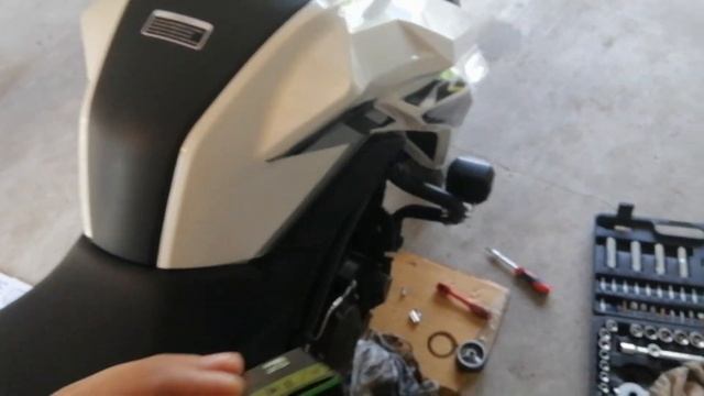 Замена масла и фильтра в мотоцикле Lifan kp 250 смотреть онлайн