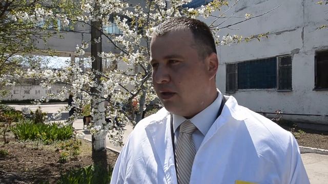 Где растут куличи? На феодосийском хлебозаводе освятили пасхальную выпечку смотреть онлайн