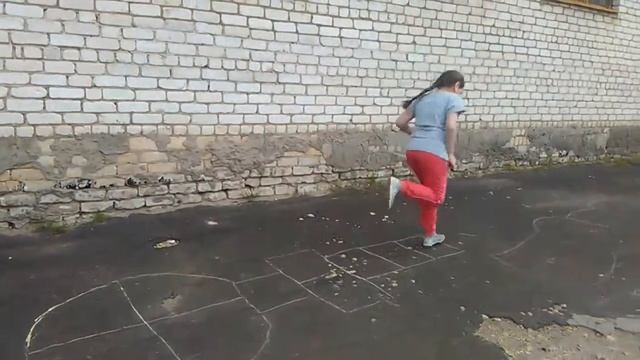 Страна читающая — Александра Лефранк читает произведение «Палочка-выручалочка» В. Я. Брюсова смотреть онлайн