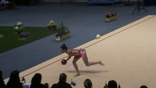Mariam CHAMILOVA (CAN) ball - 2010 Calais senior EF смотреть онлайн