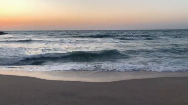 Smell the sea, and feel the sky, let your soul and spirits fly❤️😊 смотреть онлайн