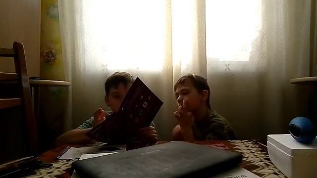 ноутбук и колонка смотреть онлайн