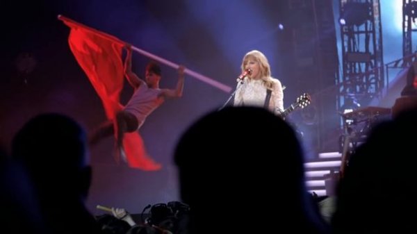 Taylor Swift Red - Taylor Swift (1).mp4