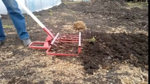 Дачный сезон #1.  Обзор чудо лопаты  Садово огородный рыхлитель Крот .