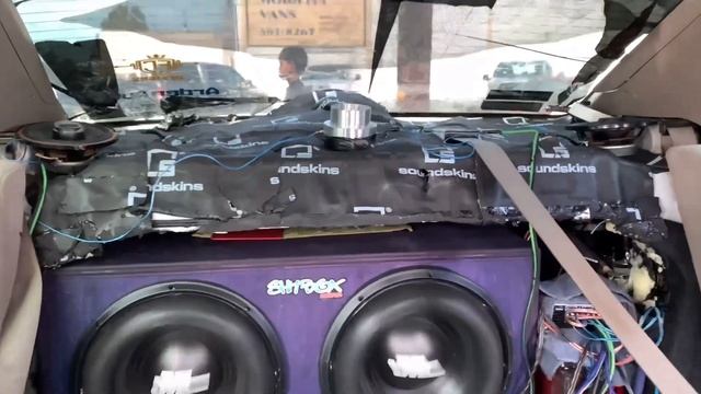 FLEX! 2 JVF 3.3 12s on B2 Riot 7500 wired to 1ohm | Cyber 6k Lithium with 40ah headways | 320amp Al смотреть онлайн