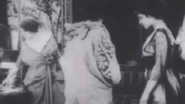 Показ мод 1912 смотреть онлайн