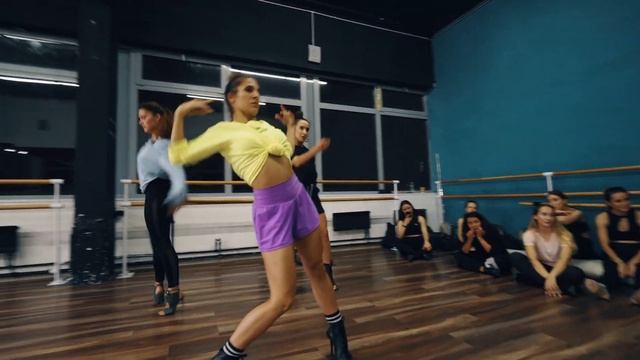 High Heels Dance | Anna Grotesque смотреть онлайн