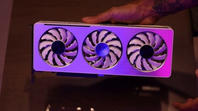 Unboxing Gigabyte RTX 3060 Ti VISION OC смотреть онлайн