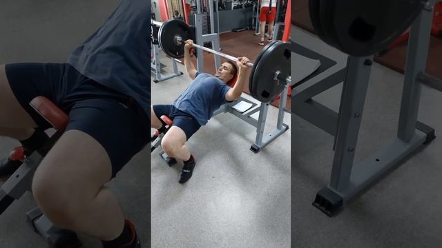 Жим лёжа на наклонной скамье 90кг 3х5 (22.06.2023) смотреть онлайн