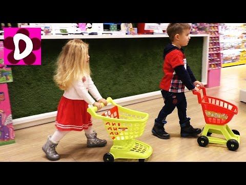 Bad Baby ПОГРОМ В МАГАЗИНЕ Вредные Детки на Распродаже Шопкинс Shopkins toy videos for kids Bad Baby