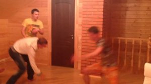 Сломал руку