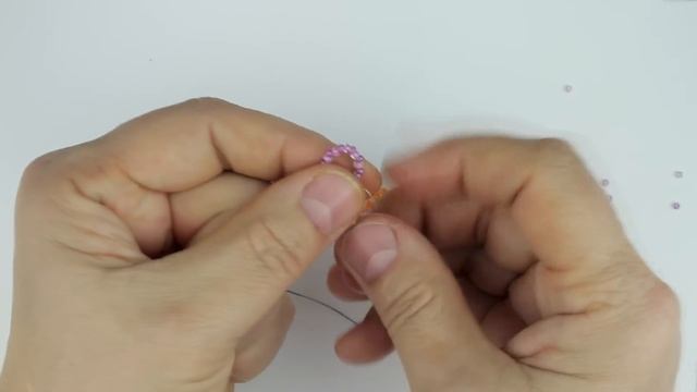 Квадратный жгут с подвеской коралловым плетением.(Часть 2/3) смотреть онлайн