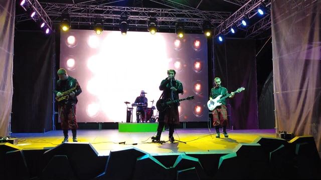 Вечерняя развлекательная программа - 3, Сочи Парк, осень 2023, День Рождения Бабы Яги смотреть онлайн