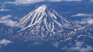 Перелёт Петропавловск-Камчатский - Владивосток. Вулканы, болтанка и ливни в облаках. Airbus A320neo