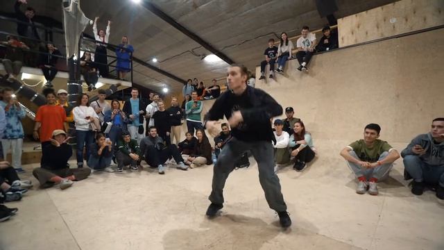 Hip hop батл Red Deck. L'eto Vs Valera смотреть онлайн