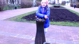 Меня зовут Маша, и это мое первое видео!