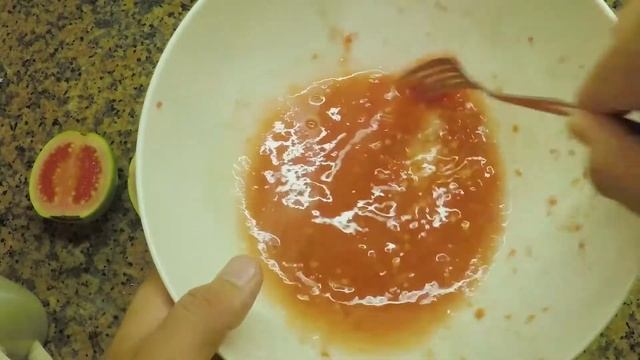How to Make Guava Juice Without Juicer or Blender смотреть онлайн