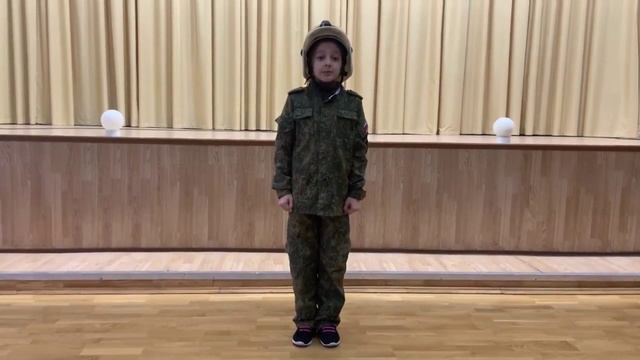 Стихи о пожарных России! Девочка читает стих ко Дню пожарной охраны 30 апреля Детям о МЧС России Пож смотреть онлайн