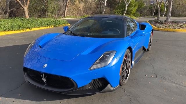 2022 Maserati MC 20 - Звук, Интерьер и Экстерьер в деталях