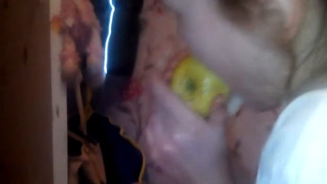 Яблочный червяк смотреть онлайн