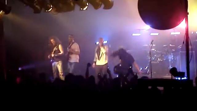 Killswitch Engage - Holy Diver смотреть онлайн