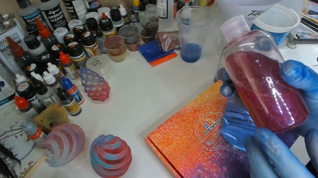 How To Make Funky Resin Mixes! (Using Mica Powders & Spray Paint Pigments).