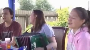 Игра на гармони - Вишня белоснежная