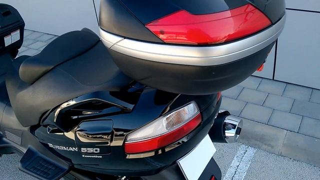 Suzuki Burgman 650 Executive – 2009 ( 1.ª Parte ) смотреть онлайн