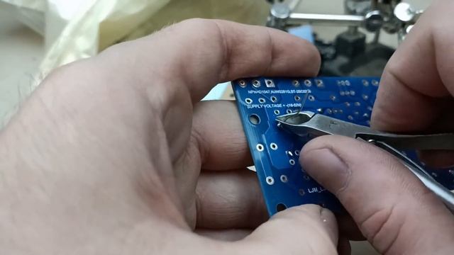 Собираем платы усилителя из Китая MX50X2 200W8R. смотреть онлайн