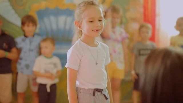 ДЕНЬ РОЖДЕНИЯ ЕВЫ 7 ЛЕТ смотреть онлайн