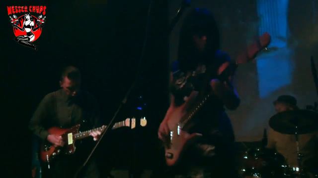 MESSER CHUPS-Live In Club More