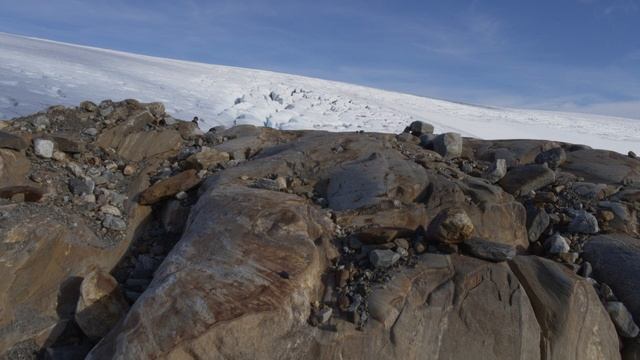 Дикая Скандинавия 1 серия «Побережье викингов» (документальный сериал, 2019) смотреть онлайн