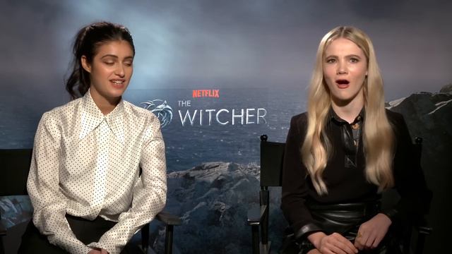 THE WITCHER Interview: Henry Cavill Talks Snyder Cut, Superman Sequels, Toxic Fandom смотреть онлайн