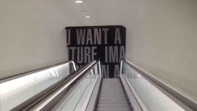Stedelijk Museum - AMSTERDAM смотреть онлайн