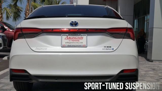 Quick look at the 2021 Toyota Avalon XSE Hybrid смотреть онлайн
