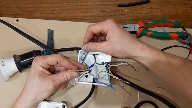 Проходные выключатели смотреть онлайн
