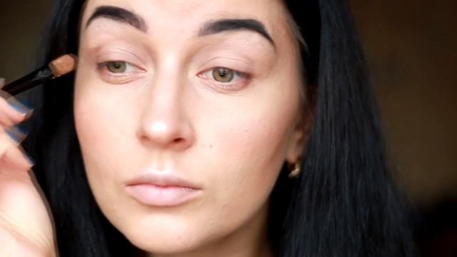 Осенний макияж. Трансформация в вечерний смотреть онлайн