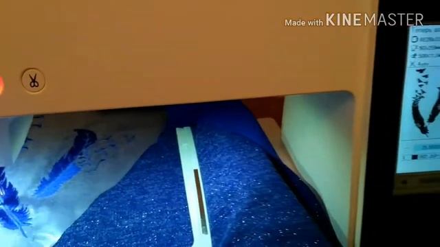 Вышивка на вязаном трикотаже с люрексом на вышивальной машине Janome mc 500 смотреть онлайн