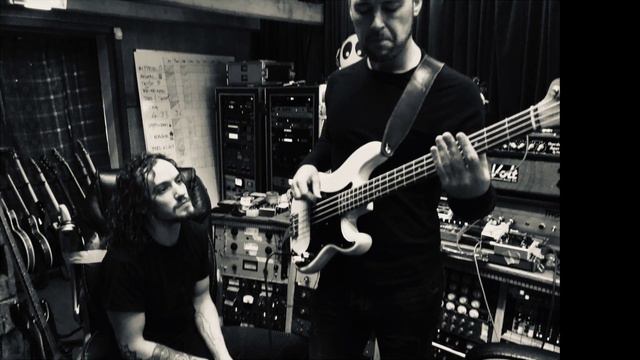 London & Superfly Studios - Vlog #11 смотреть онлайн
