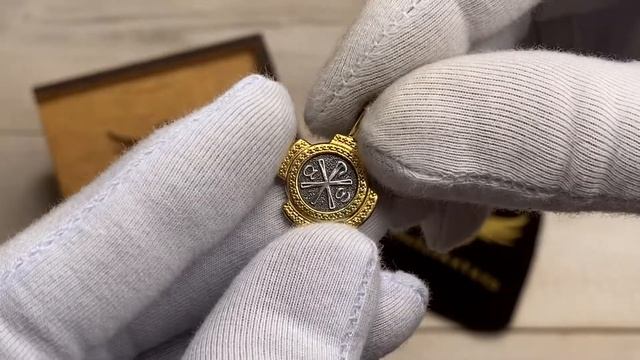 Нательная икона "Спас Нерукотворный. Хризма" смотреть онлайн