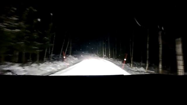 XT with Xenon + Vision X Prime Horizon LED bar. смотреть онлайн